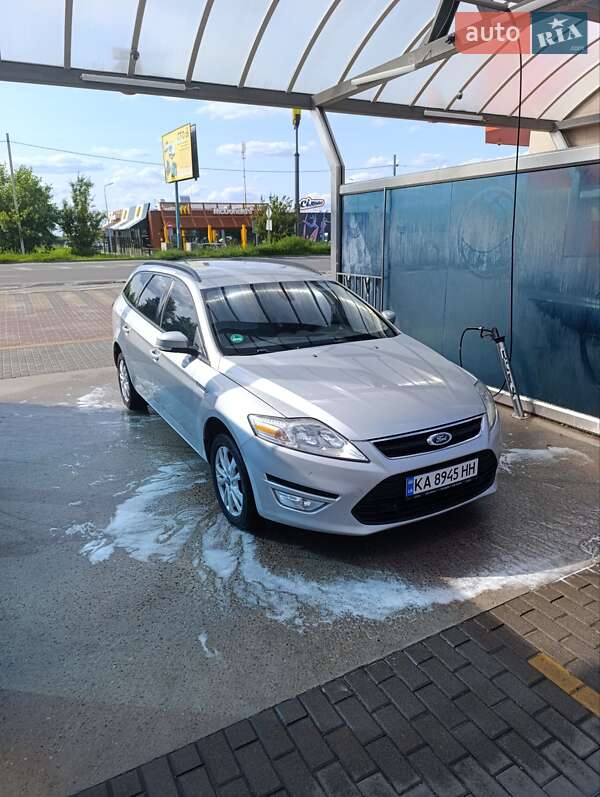 2014 ford mondeo