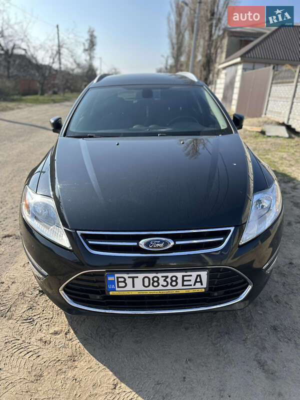 2013 ford mondeo