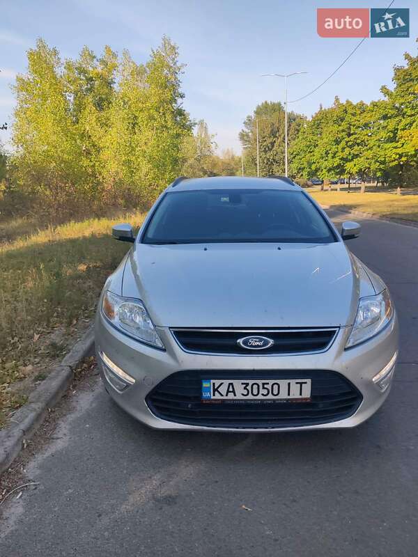 2013 ford mondeo