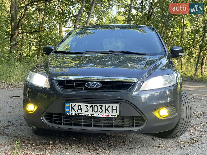 2010 ford focus