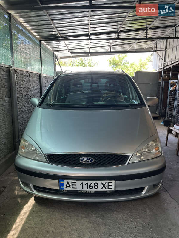 2004 ford galaxy