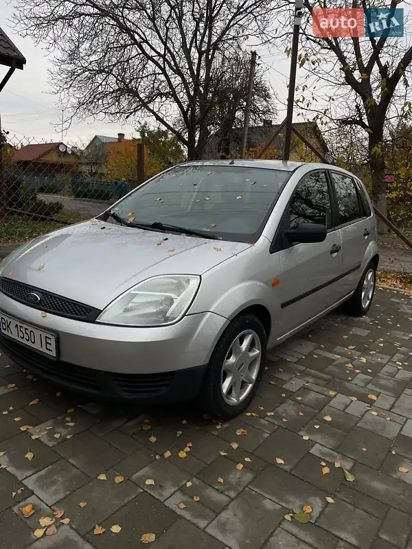 2003 ford fiesta