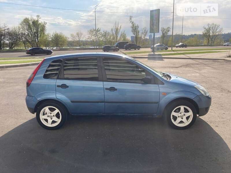 2003 ford fiesta