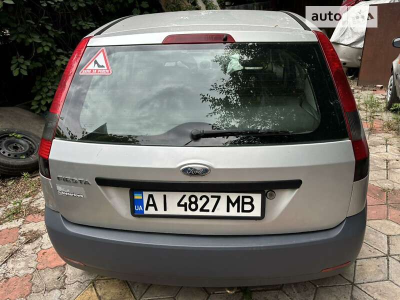 2003 ford fiesta