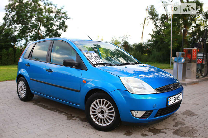 2004 ford fiesta