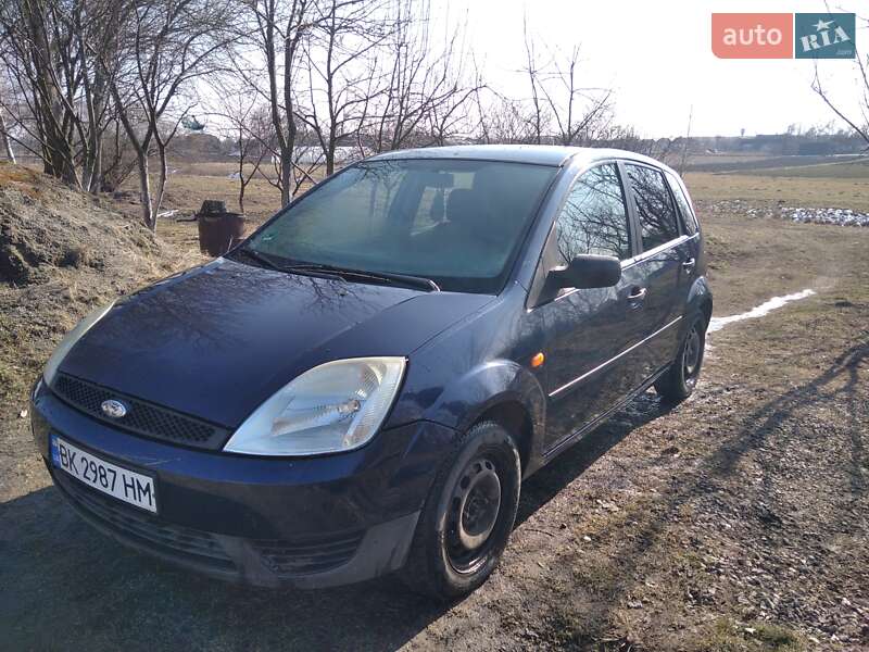 2004 ford fiesta