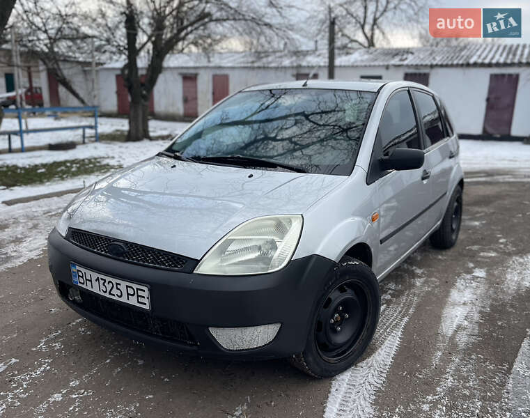 2004 ford fiesta