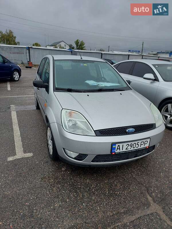 2004 ford fiesta