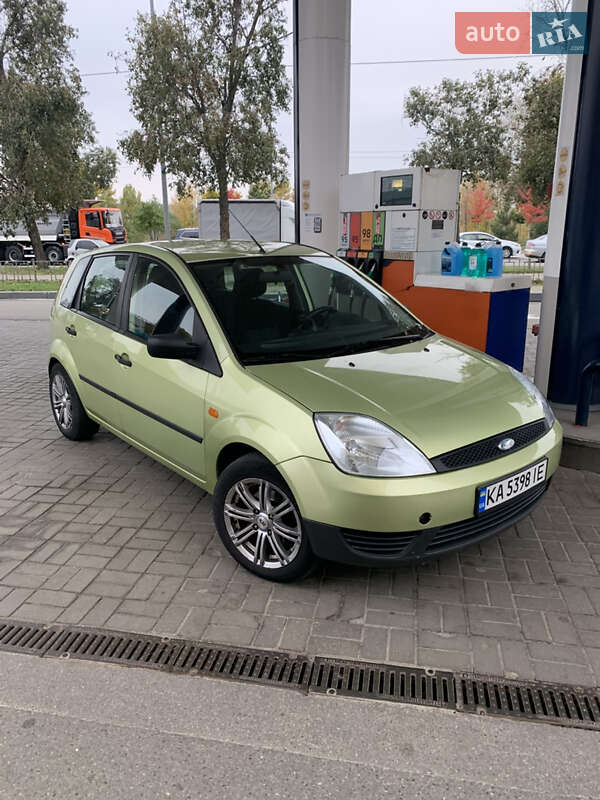 2005 ford fiesta