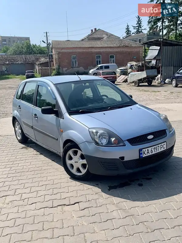2005 ford fiesta