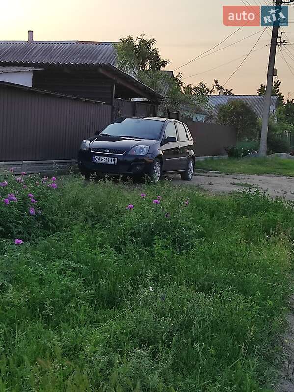 2005 ford fiesta