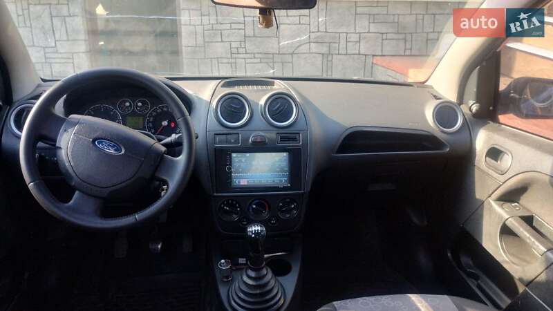 2006 ford fiesta