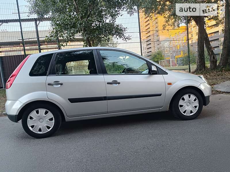 2006 ford fiesta