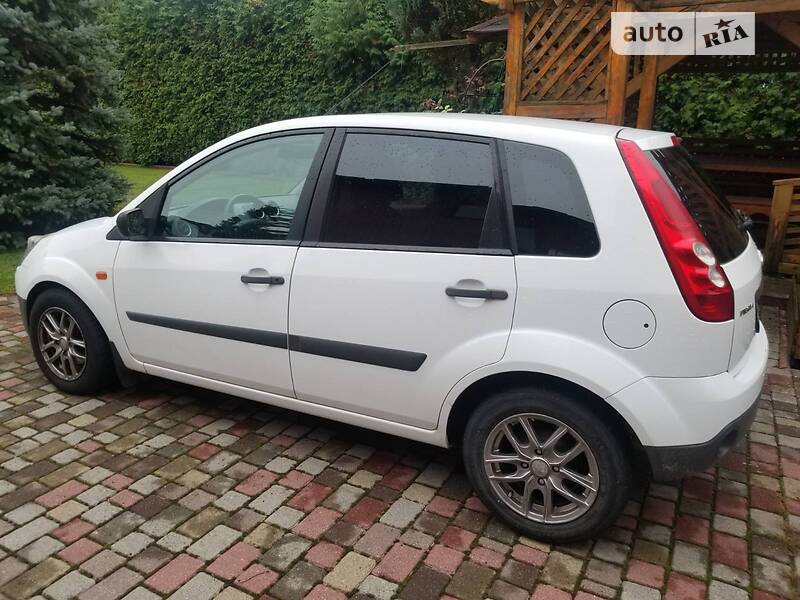 2007 ford fiesta