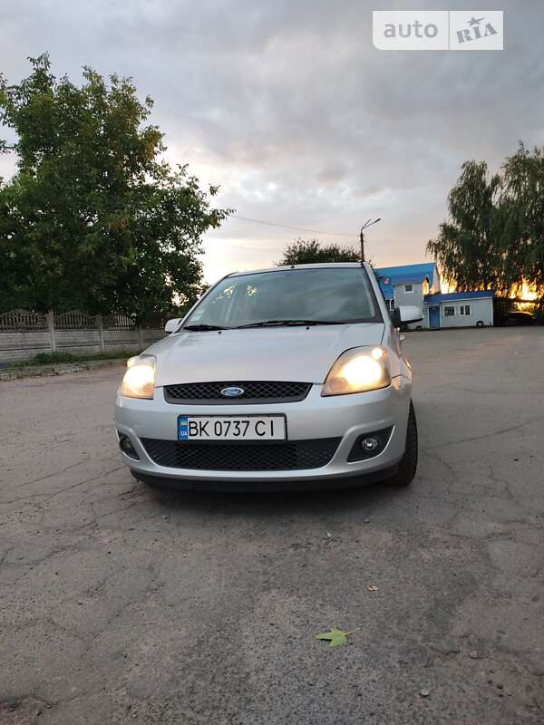 2007 ford fiesta