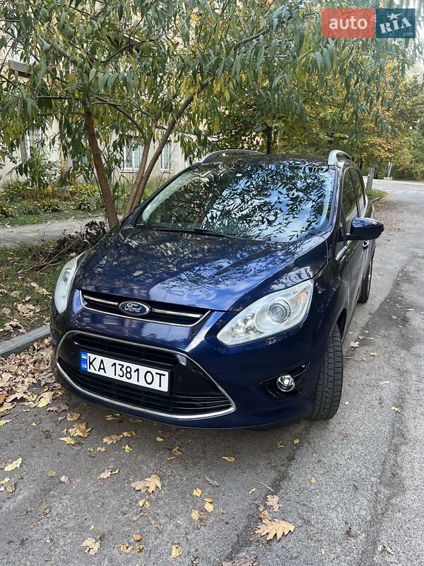 2011 ford grand c-max