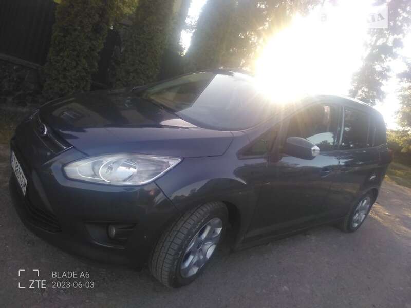 2011 ford grand c-max