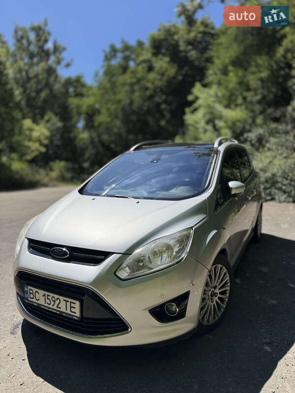 2012 ford grand c-max
