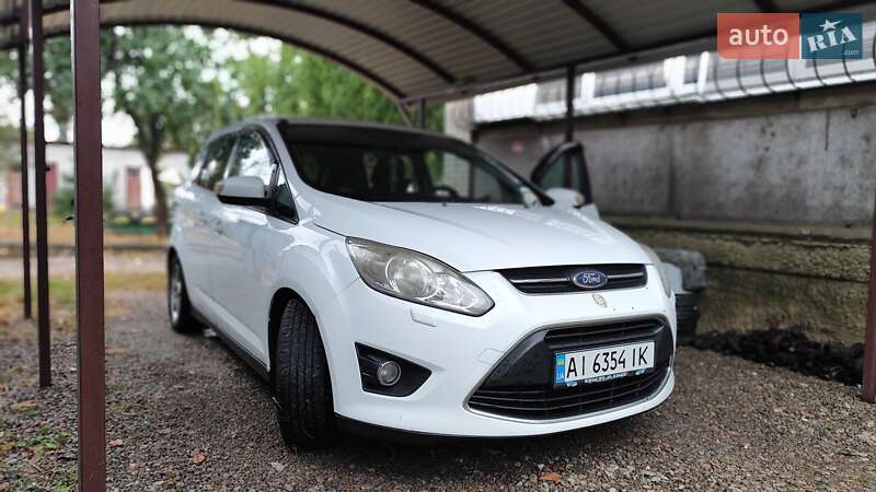2012 ford grand c-max