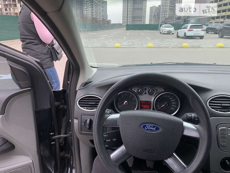 2008 ford focus