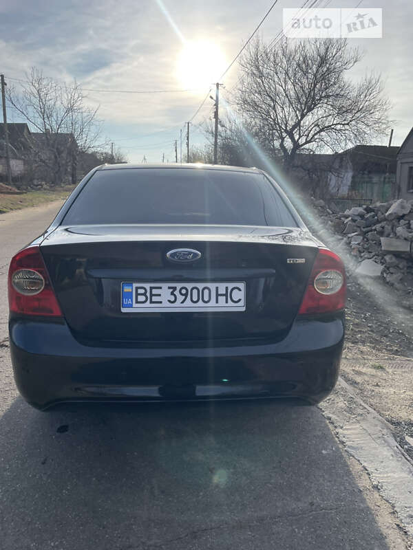 2008 ford focus
