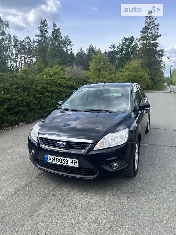 2010 ford focus