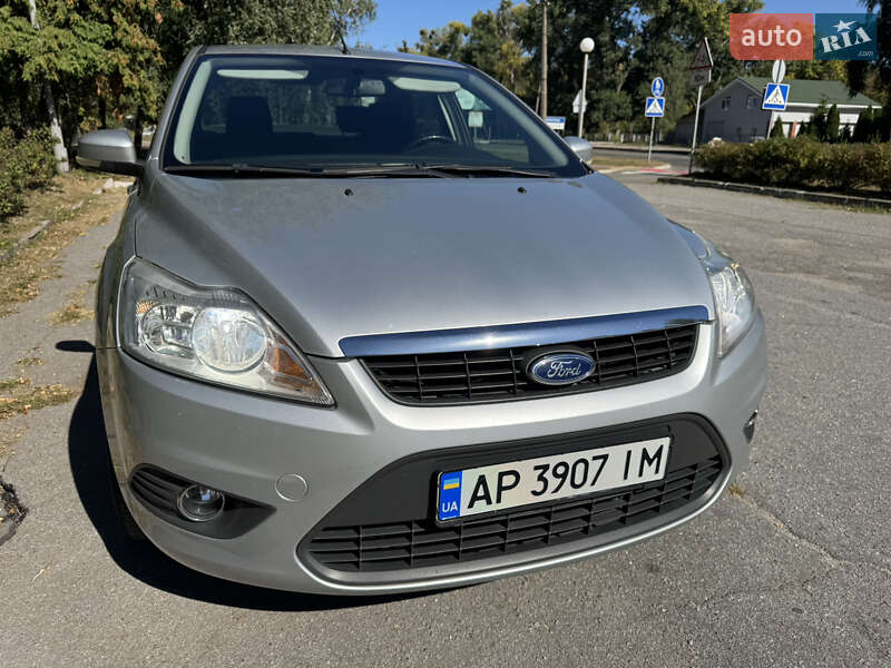 2010 ford focus