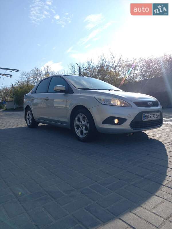 2011 ford focus