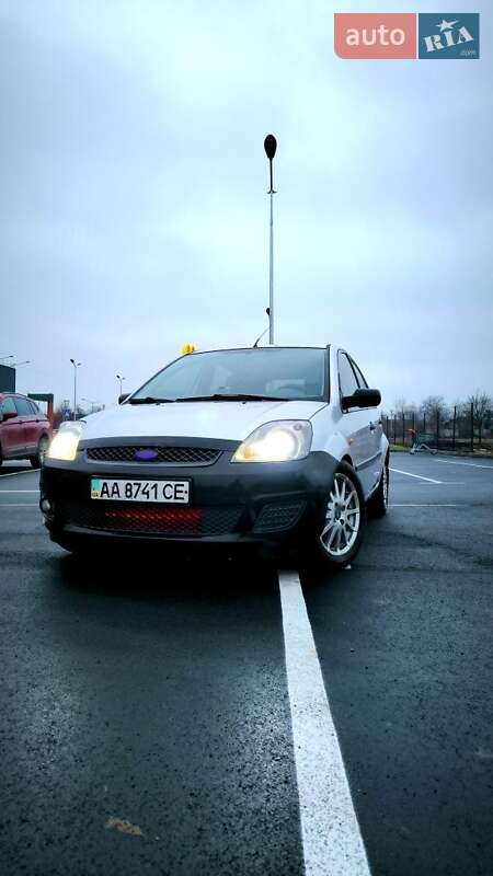 2006 ford fiesta