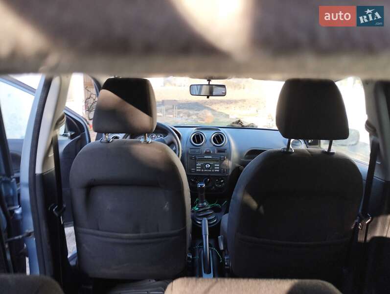 2006 ford fiesta