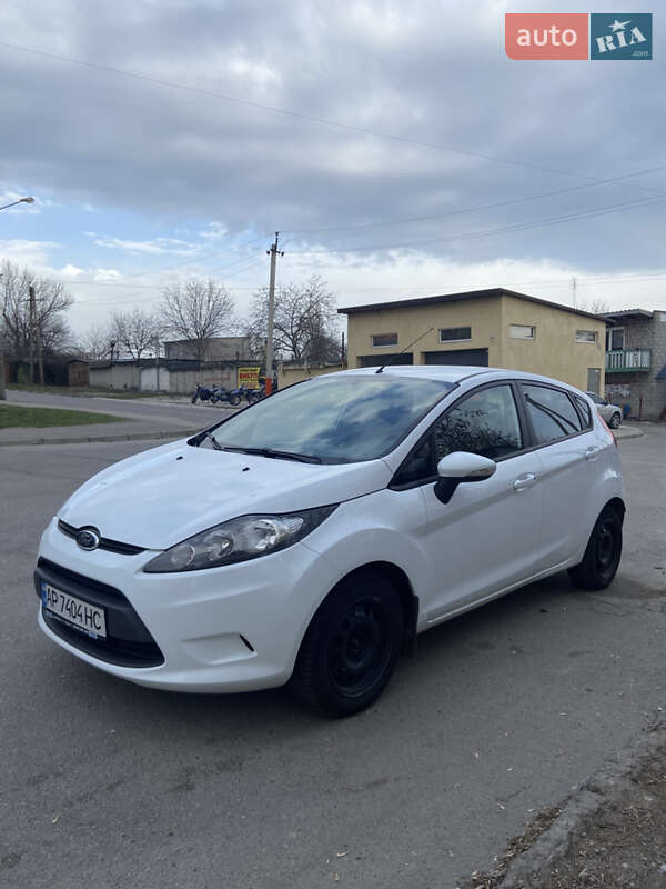 2010 ford fiesta