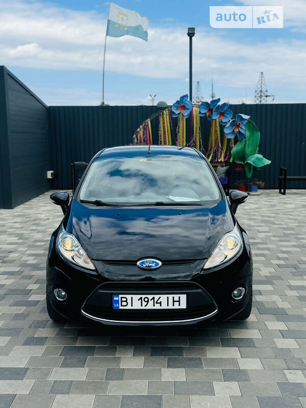 2010 ford fiesta