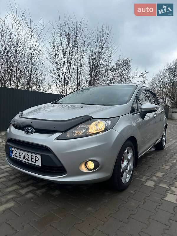 2010 ford fiesta