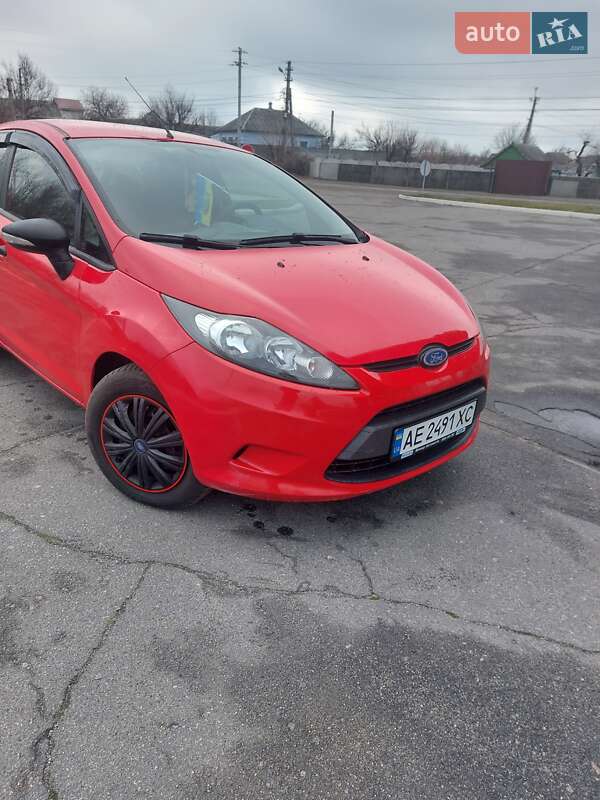 2010 ford fiesta