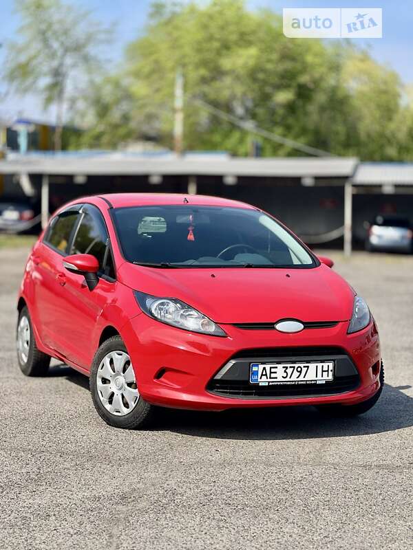 2010 ford fiesta