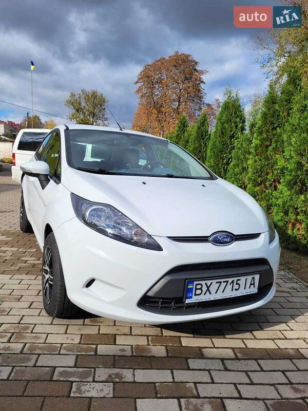 2010 ford fiesta