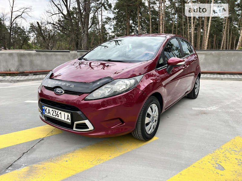 2010 ford fiesta