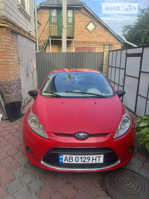 2010 ford fiesta