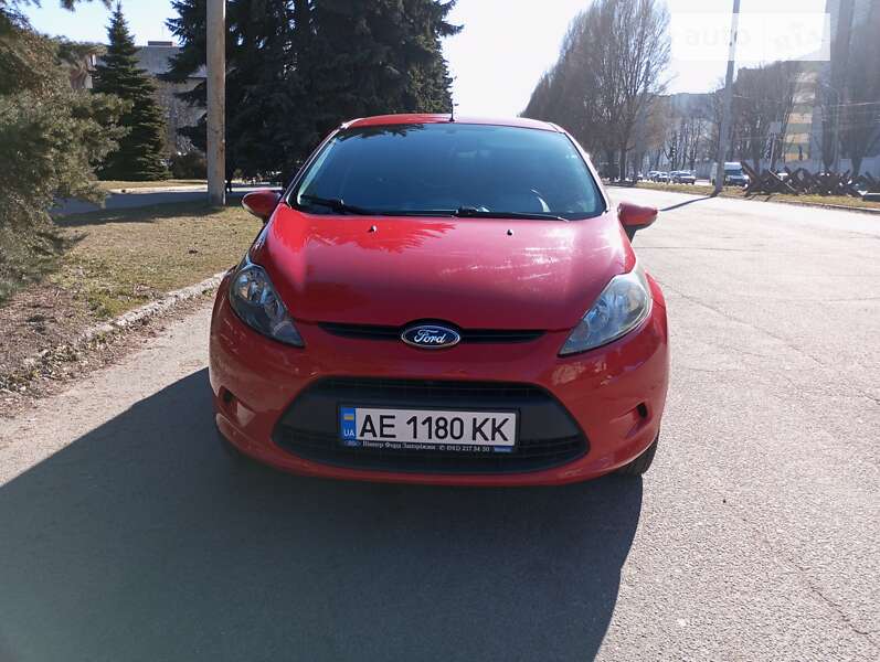 2010 ford fiesta
