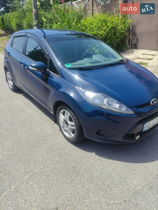 2010 ford fiesta