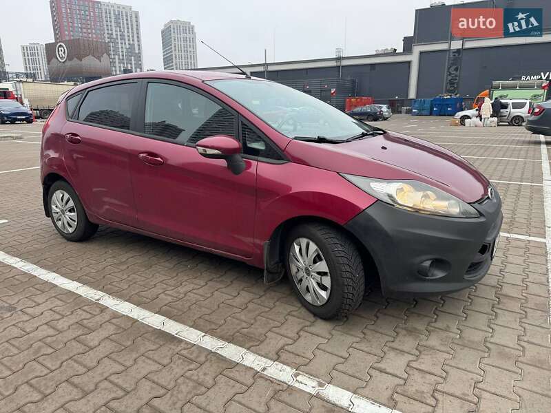 2011 ford fiesta