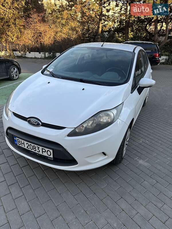 2011 ford fiesta
