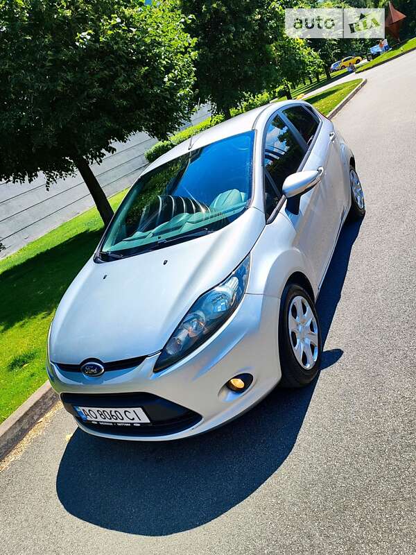 2011 ford fiesta