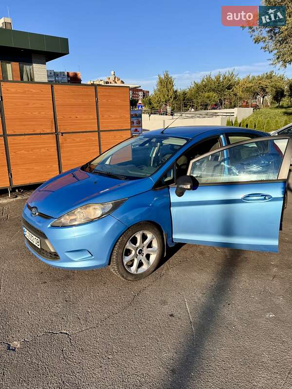 2011 ford fiesta