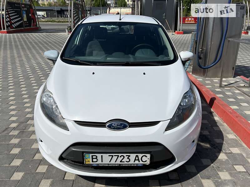 2011 ford fiesta