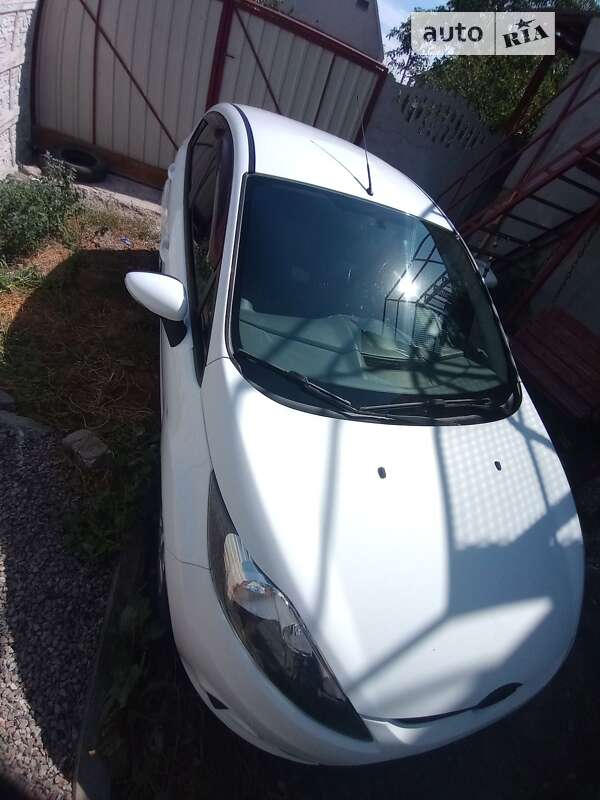 2011 ford fiesta