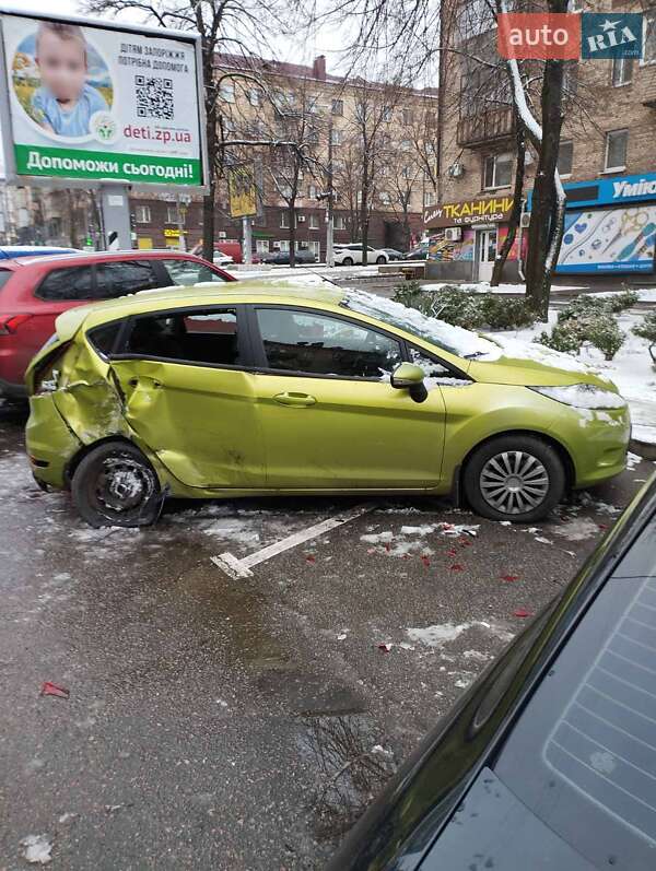 2011 ford fiesta