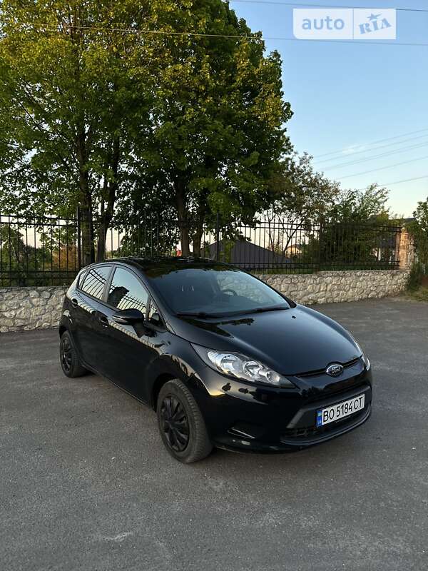 2011 ford fiesta