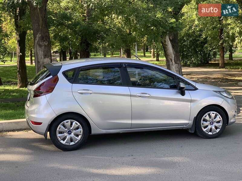 2011 ford fiesta