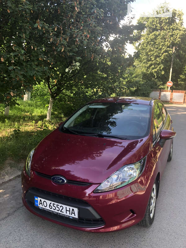 2011 ford fiesta